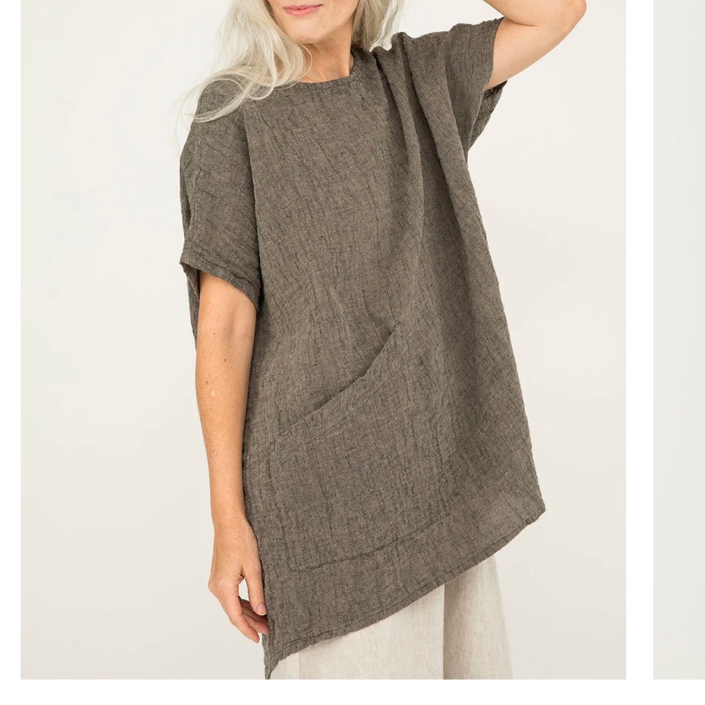 Elizabeth Suzann Harper tunic in grey linen gauze